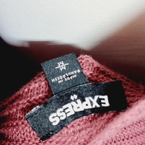 Express medium knit top nwt - Picture 5 of 6